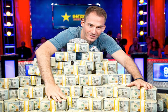 Джастин Бономо выиграл $10 млн в турнире One Drop
